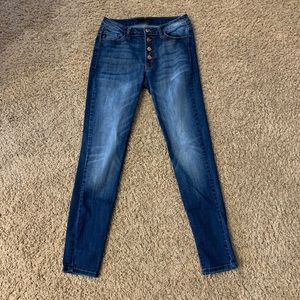 KanCan skinny jeans